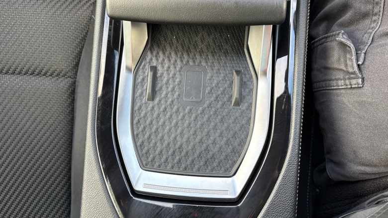 Renault Austral E-Tech FHEV Iconic Esprit Alpine 5dr Auto 4C Hybrid Estate